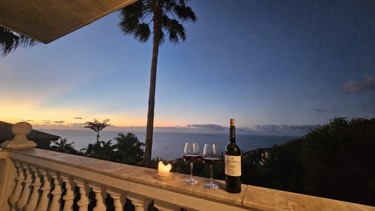 Panorama Studio with Atlantic Ocean view