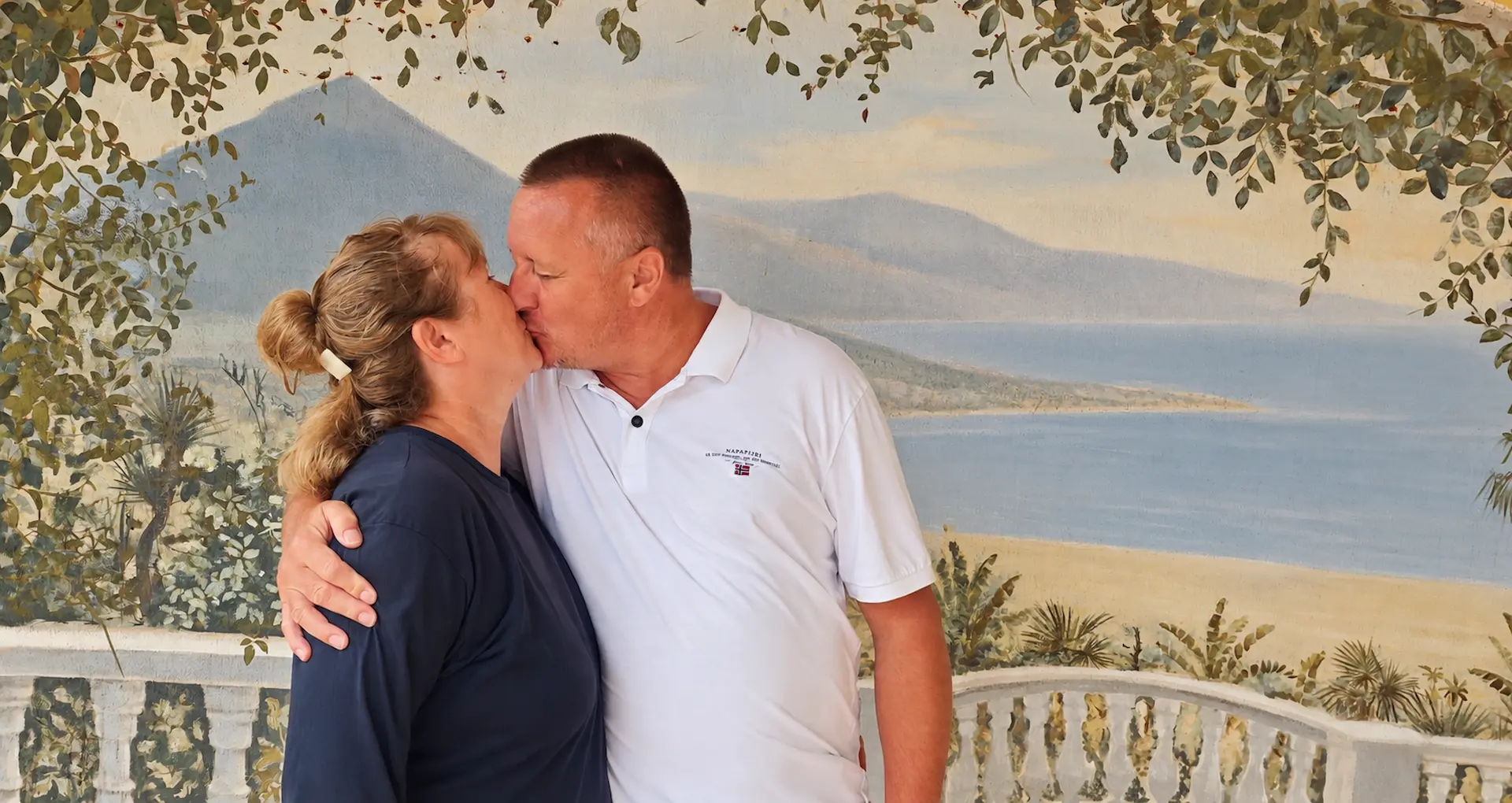 Lubo and Tünde sharing a holiday moment at Villa Larnia