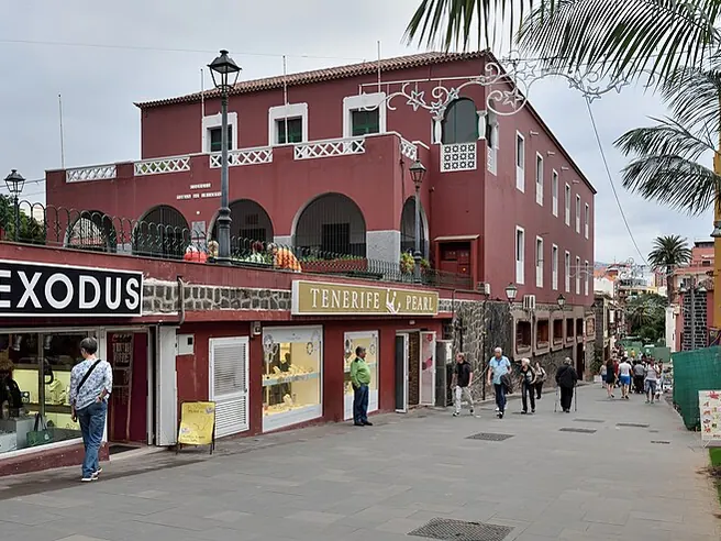 Cafés on Calle de Quintana